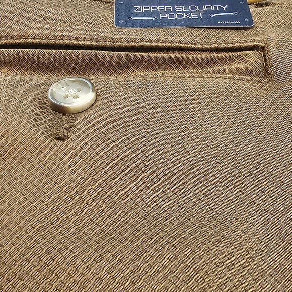 Roundtree & Yorke Sz 42 Straight Fit Shorts Brown Geo Design 9" inseam NWT L887 - Picture 2 of 6